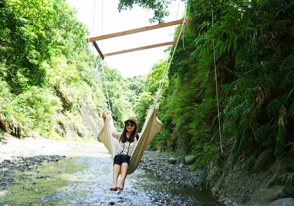 花蓮壽豐｜溪畔餐桌｜秘境豪華BBQ野炊體驗，專人野溪搭帳篷帶溯溪，花蓮超浮誇溪邊下午茶 @飛天璇的口袋
