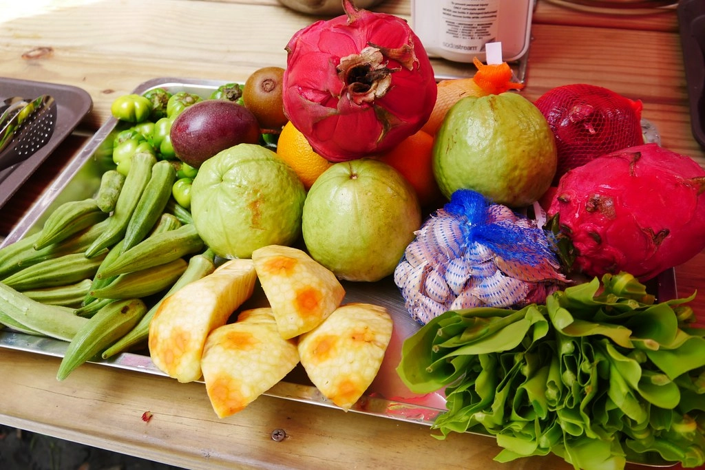 花蓮壽豐｜溪畔餐桌｜秘境豪華BBQ野炊體驗，專人野溪搭帳篷帶溯溪，花蓮超浮誇溪邊下午茶 @飛天璇的口袋