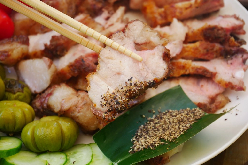 花蓮壽豐｜溪畔餐桌｜秘境豪華BBQ野炊體驗，專人野溪搭帳篷帶溯溪，花蓮超浮誇溪邊下午茶 @飛天璇的口袋