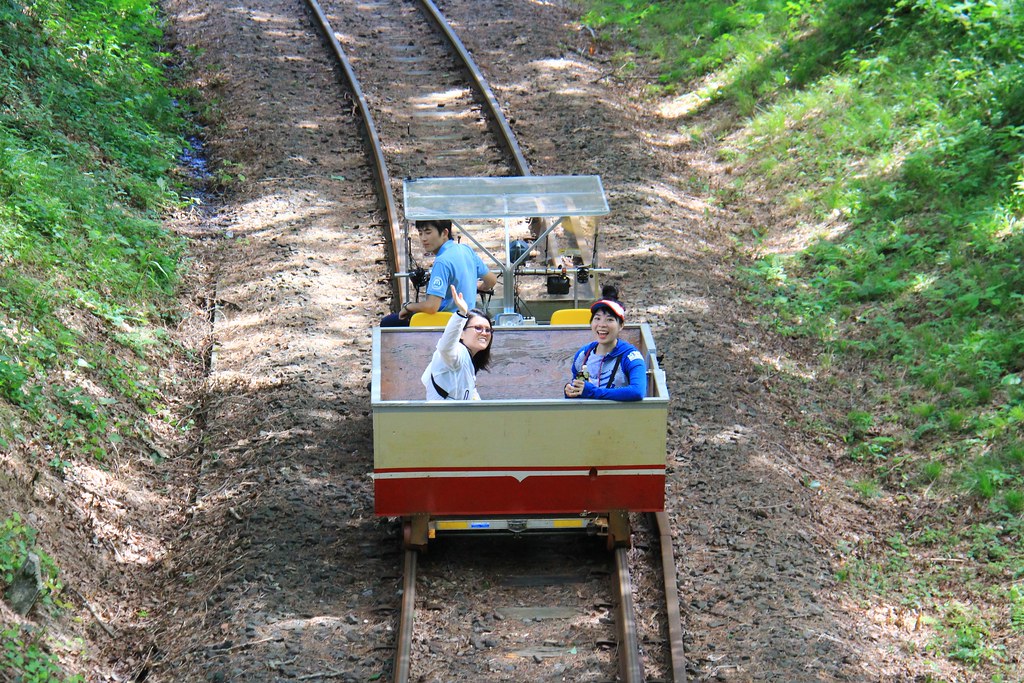 日本秋田｜大館小坂鉄道レールバイク．廢棄鐵道騎Rail Bike，穿越溪流縱谷美景，投入芬多精的懷抱 @飛天璇的口袋