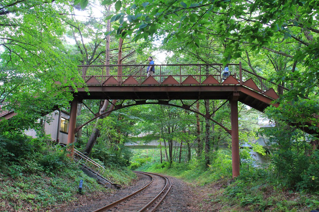 日本秋田｜大館小坂鉄道レールバイク．廢棄鐵道騎Rail Bike，穿越溪流縱谷美景，投入芬多精的懷抱 @飛天璇的口袋