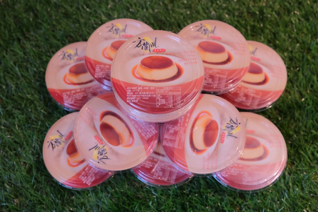 方蘭川布丁｜台南必買布丁伴手禮，不加一滴水的古早味焦皮布丁 @飛天璇的口袋