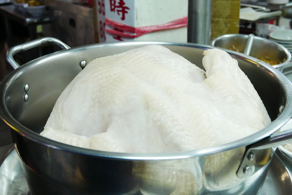 嘉義東區｜阿樓師火雞肉飯，嘉義宵夜場的人氣火雞肉飯，用餐時間大排長龍的銅板美食 @飛天璇的口袋