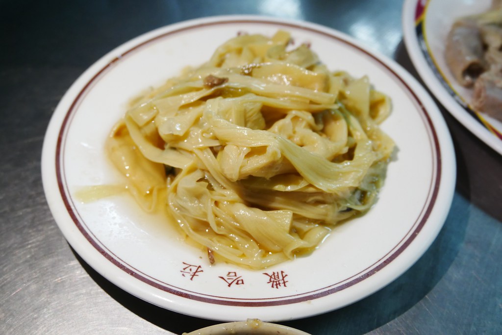 嘉義東區｜阿樓師火雞肉飯，嘉義宵夜場的人氣火雞肉飯，用餐時間大排長龍的銅板美食 @飛天璇的口袋