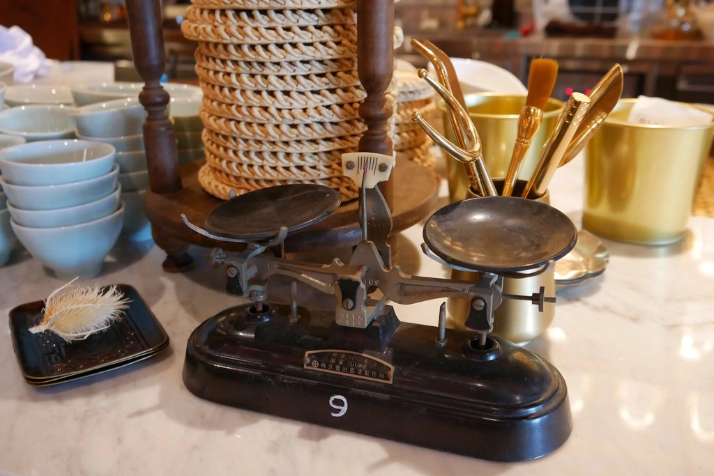 台中西區｜永心鳳茶．高雄最美台茶沙龍，充滿文藝復興建築裝潢 @飛天璇的口袋