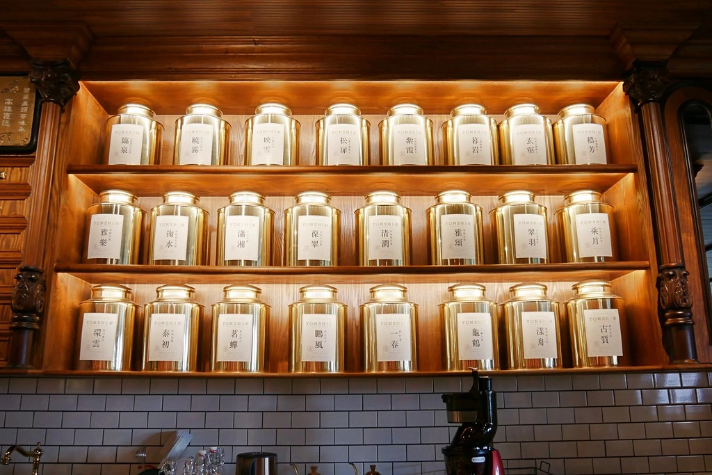 台中西區｜永心鳳茶．高雄最美台茶沙龍，充滿文藝復興建築裝潢 @飛天璇的口袋