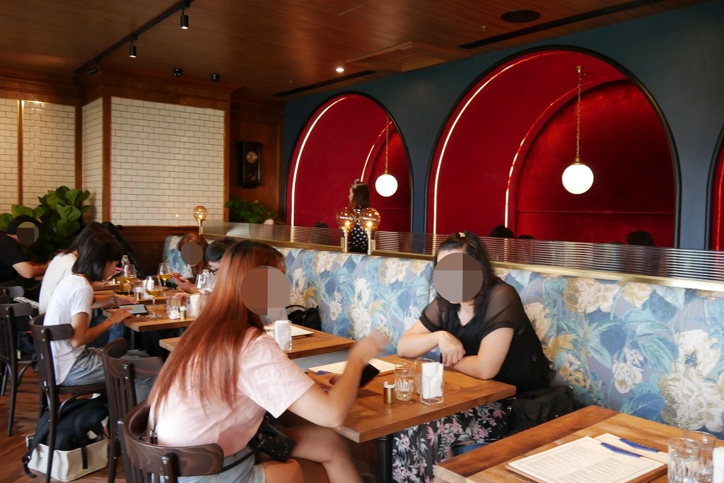 台中西區｜永心鳳茶．高雄最美台茶沙龍，充滿文藝復興建築裝潢 @飛天璇的口袋