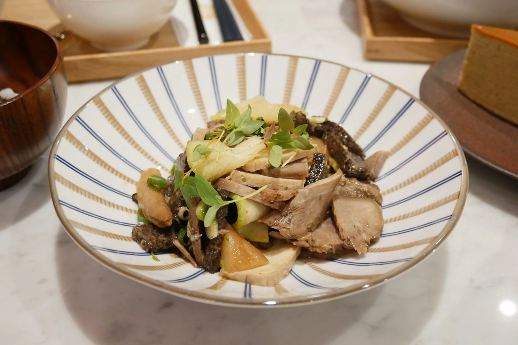 台中西區｜永心鳳茶．高雄最美台茶沙龍，充滿文藝復興建築裝潢 @飛天璇的口袋