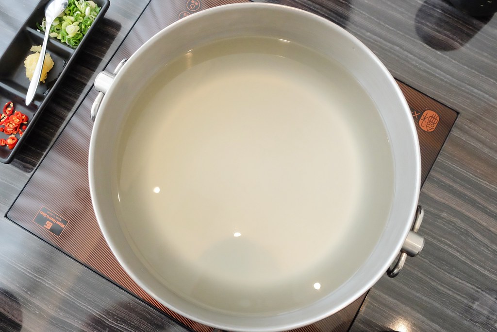 東方文華 但馬家 mini：品嚐秋蟹最好時節，正宗日式頂級涮涮鍋，大直ATT 4 Recharge百貨 @飛天璇的口袋