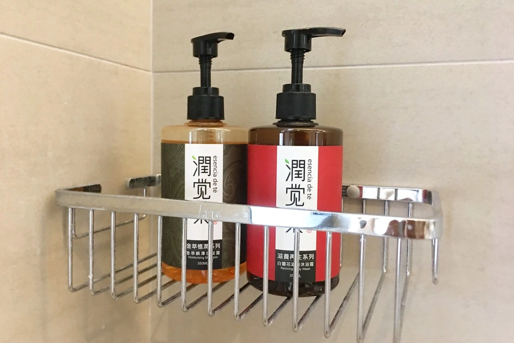 【花蓮吉安】193線花園民宿 Garden B&B~落雨松湖泊和露天泳池，前庭綠色草地圍繞，享受放鬆的自然環境 @飛天璇的口袋