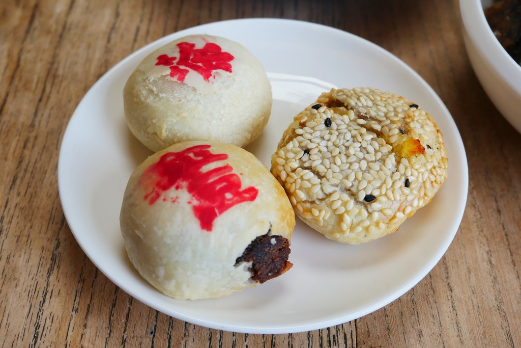 花蓮美食｜王記茶舖｜花蓮版春水堂之稱的王記茶舖，漂亮的類清水模建築，充滿禪意的中式古典，聊天吃飯的好去趣 @飛天璇的口袋