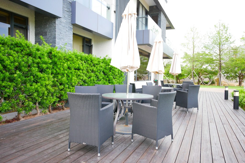 【花蓮吉安】193線花園民宿 Garden B&B~落雨松湖泊和露天泳池，前庭綠色草地圍繞，享受放鬆的自然環境 @飛天璇的口袋