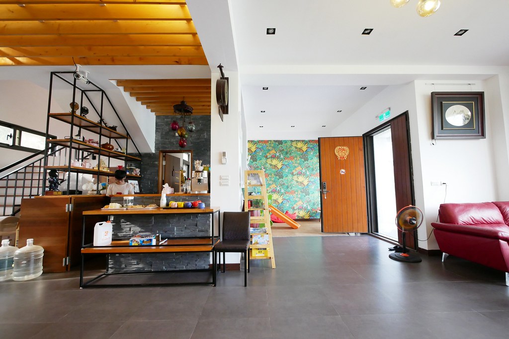 【花蓮吉安】193線花園民宿 Garden B&B~落雨松湖泊和露天泳池，前庭綠色草地圍繞，享受放鬆的自然環境 @飛天璇的口袋