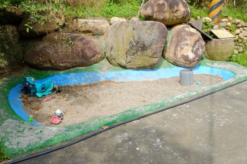 貝岩居農場｜隱身於山林間的窯烤麵包，還有露營場地和生態教學導覽 @飛天璇的口袋