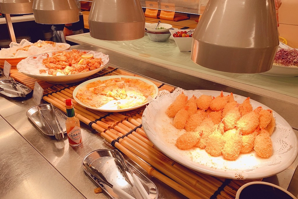 日本秋田｜田澤湖溫泉渡假村 田沢湖レイクリゾート．晚餐自助百匯松葉蟹吃到飽，位於田澤湖畔的溫泉飯店 @飛天璇的口袋