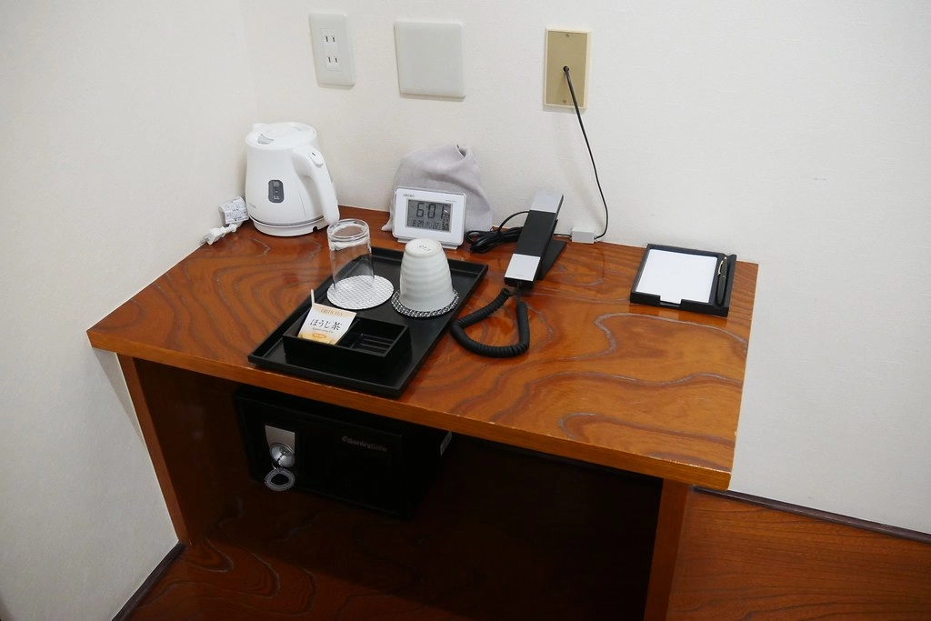 日本秋田｜田澤湖溫泉渡假村 田沢湖レイクリゾート．晚餐自助百匯松葉蟹吃到飽，位於田澤湖畔的溫泉飯店 @飛天璇的口袋