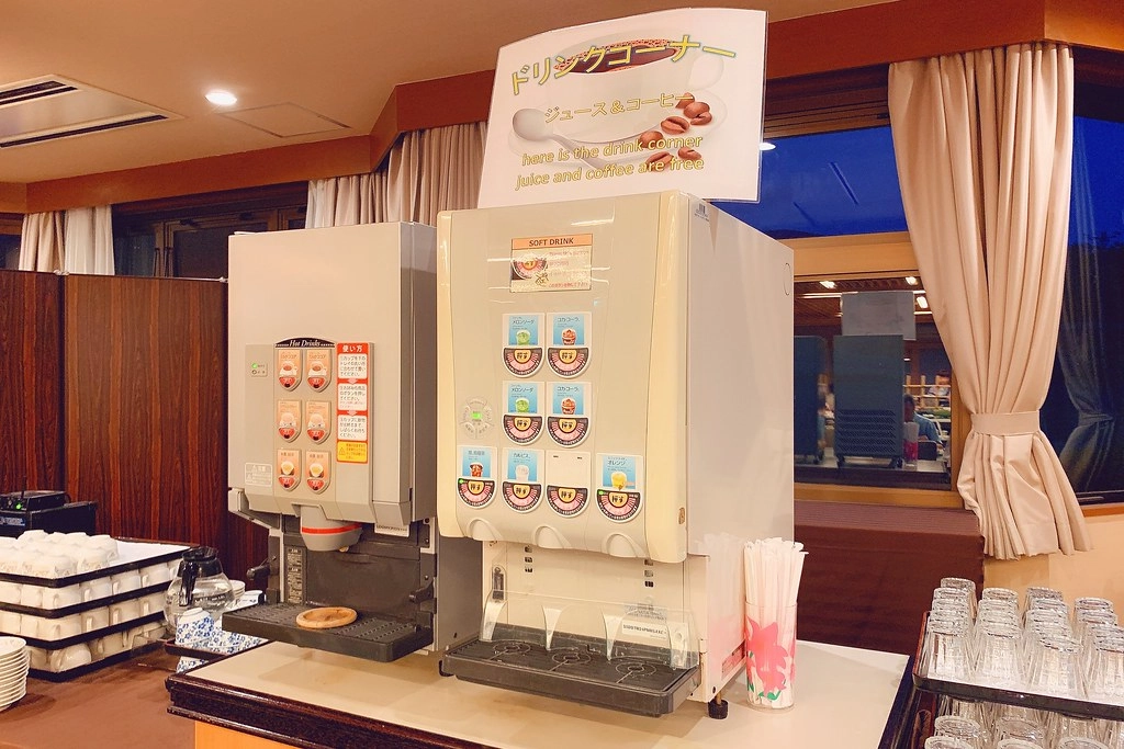 日本秋田｜田澤湖溫泉渡假村 田沢湖レイクリゾート．晚餐自助百匯松葉蟹吃到飽，位於田澤湖畔的溫泉飯店 @飛天璇的口袋