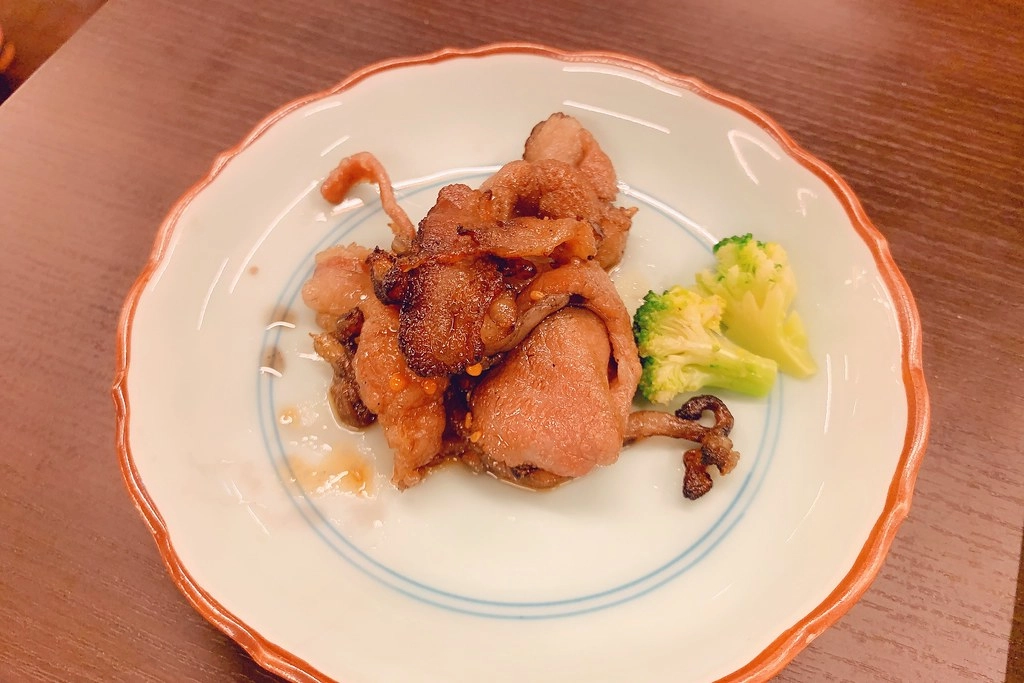 日本秋田｜田澤湖溫泉渡假村 田沢湖レイクリゾート．晚餐自助百匯松葉蟹吃到飽，位於田澤湖畔的溫泉飯店 @飛天璇的口袋