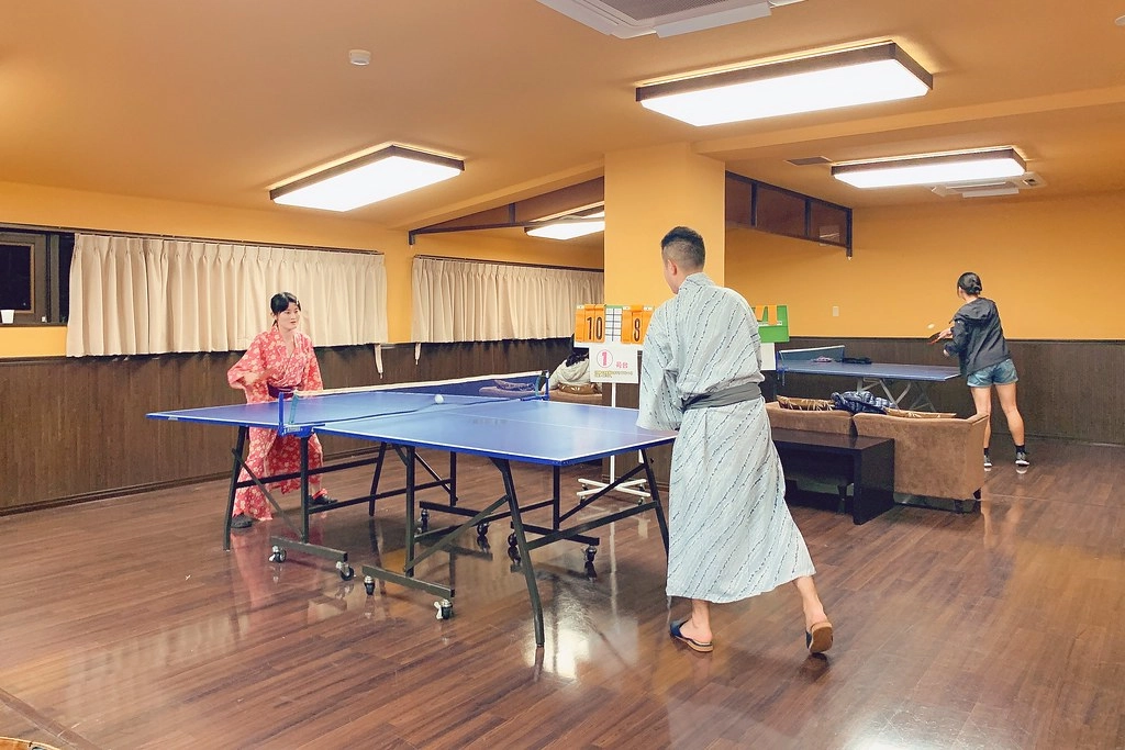 日本秋田｜田澤湖溫泉渡假村 田沢湖レイクリゾート．晚餐自助百匯松葉蟹吃到飽，位於田澤湖畔的溫泉飯店 @飛天璇的口袋