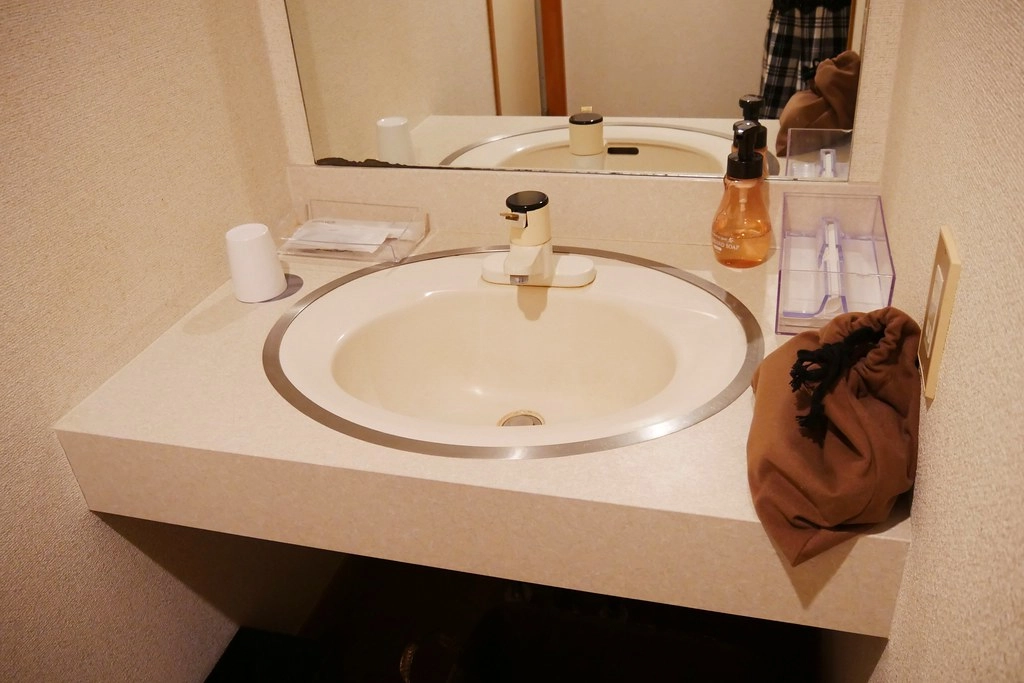 日本秋田｜田澤湖溫泉渡假村 田沢湖レイクリゾート．晚餐自助百匯松葉蟹吃到飽，位於田澤湖畔的溫泉飯店 @飛天璇的口袋