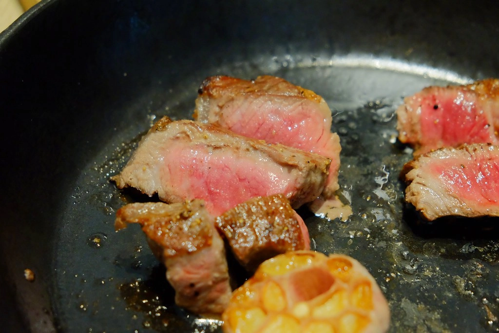 The Wang｜台中米其林餐盤推介，28天乾式熟成丁骨牛排 @飛天璇的口袋