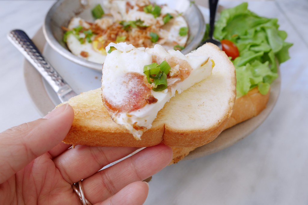 泰國清邁｜The Barisotel by The Baristro，清邁尼曼路超文青咖啡館，北歐純白居家風情設計 @飛天璇的口袋