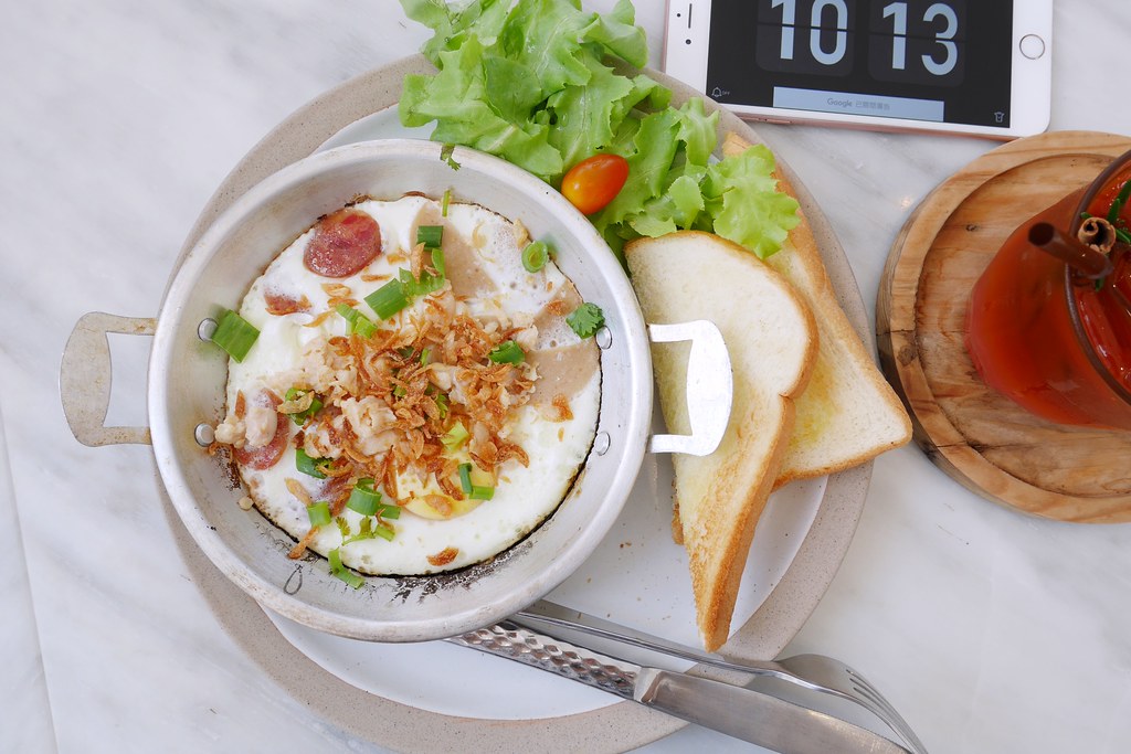 泰國清邁｜The Barisotel by The Baristro，清邁尼曼路超文青咖啡館，北歐純白居家風情設計 @飛天璇的口袋