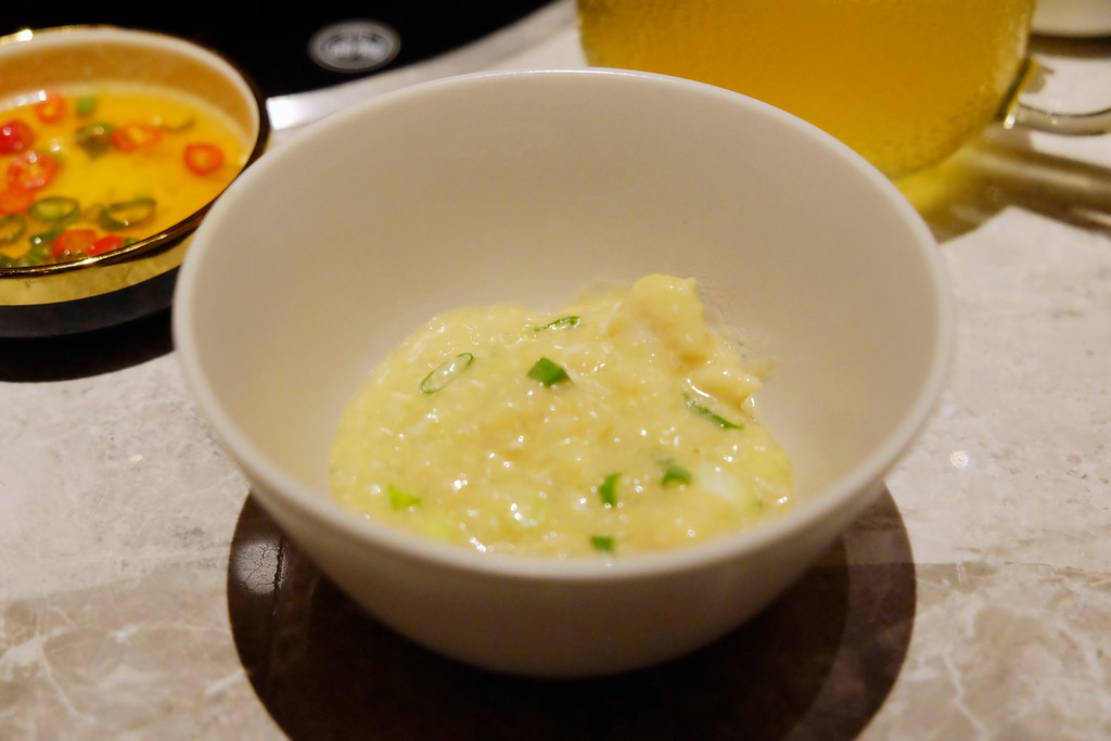 月暮藏涮涮鍋┃台中西屯：最浮誇的小火鍋店，$499元起單人套餐，餐點好吃環境好拍 @飛天璇的口袋