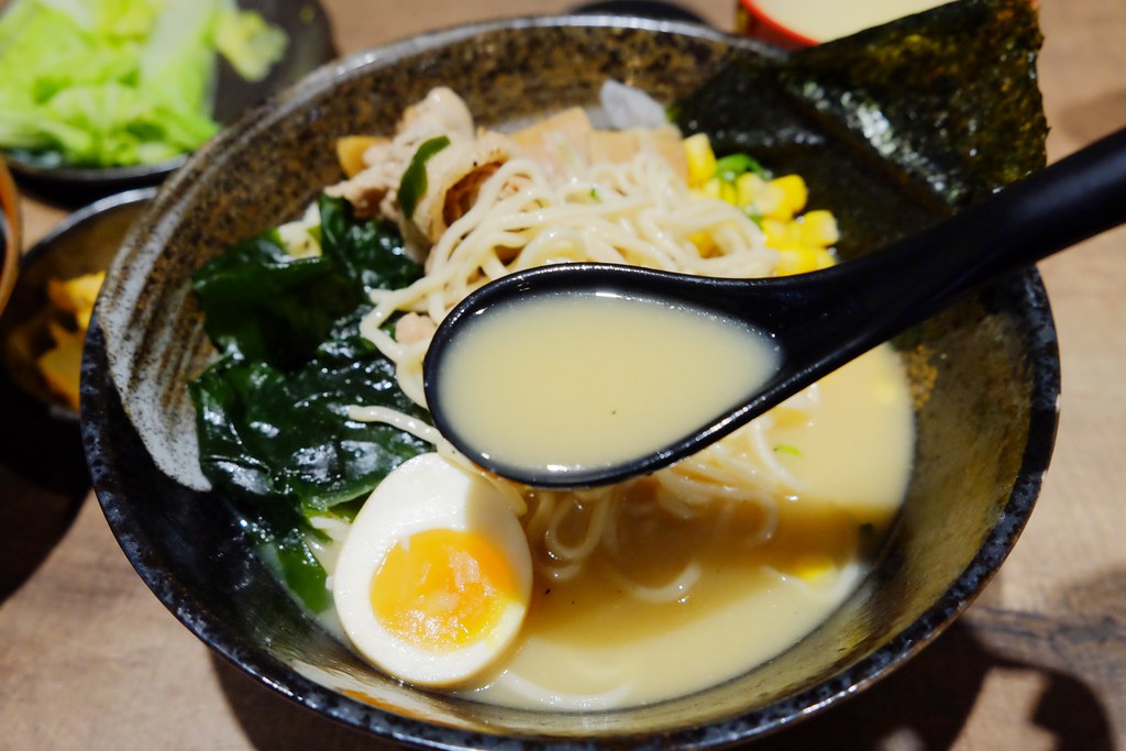 川牛木石亭：小資族學生族的最愛，台中宵夜場的好選擇，廣三SOGO商圈美食推薦 @飛天璇的口袋