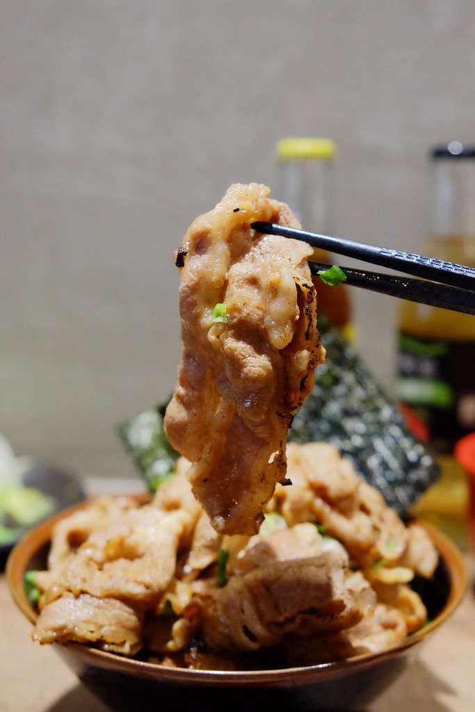 川牛木石亭：小資族學生族的最愛，台中宵夜場的好選擇，廣三SOGO商圈美食推薦 @飛天璇的口袋