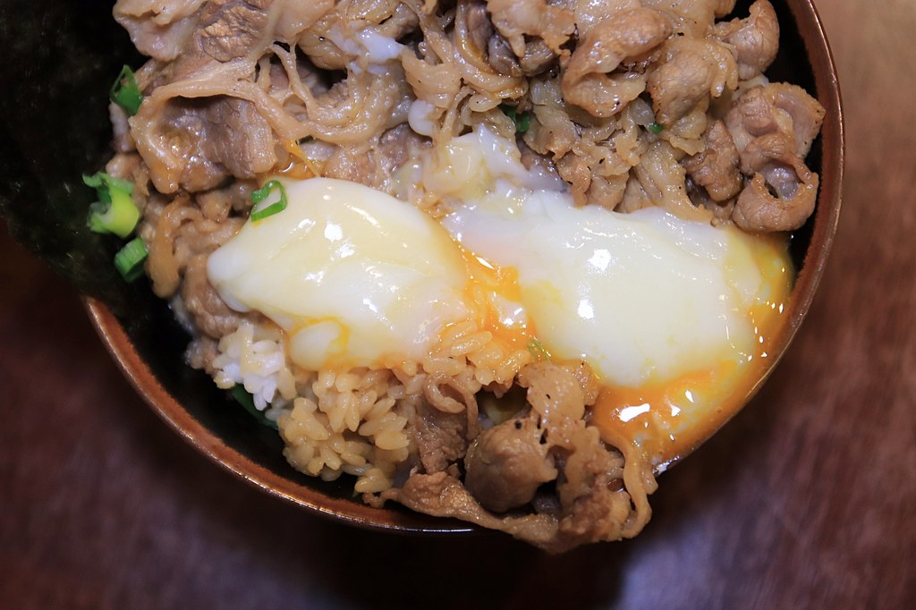 川牛木石亭：小資族學生族的最愛，台中宵夜場的好選擇，廣三SOGO商圈美食推薦 @飛天璇的口袋