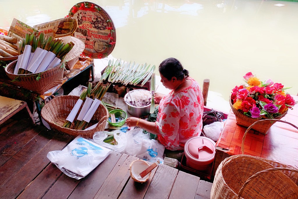 泰國芭達雅｜四方水上市場 Pattaya Floating Market，超過100個攤位，還有定期的活動演出 @飛天璇的口袋