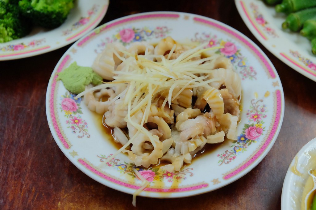 嘉義東區｜北門沙鍋魚頭：在地人都吃這家？系出同門的好味道，口味清爽小菜選擇性多 @飛天璇的口袋