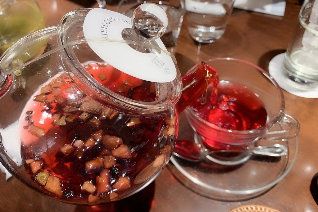 日本東京｜HARBS 新宿店．日本超人氣的千層蛋糕，新宿LUMINE EST地下二樓 @飛天璇的口袋