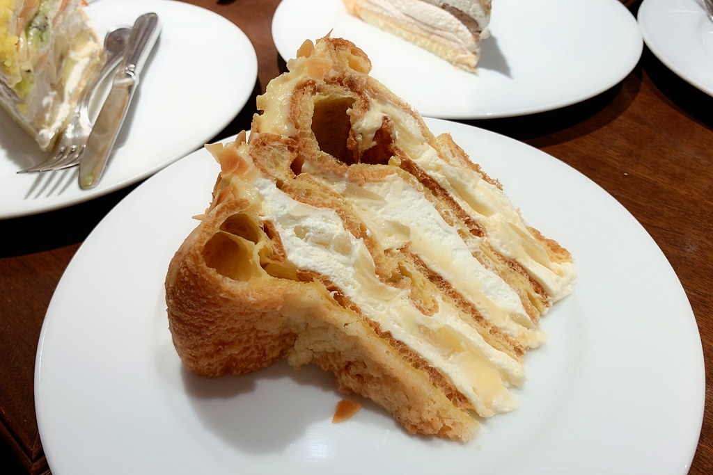 日本東京｜HARBS 新宿店．日本超人氣的千層蛋糕，新宿LUMINE EST地下二樓 @飛天璇的口袋