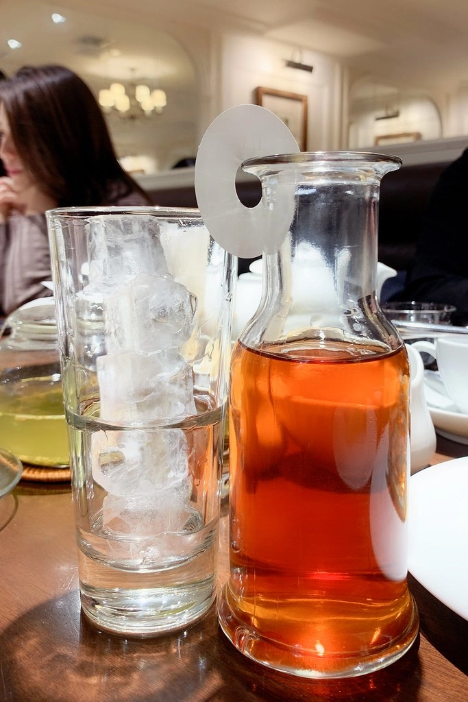 日本東京｜HARBS 新宿店．日本超人氣的千層蛋糕，新宿LUMINE EST地下二樓 @飛天璇的口袋