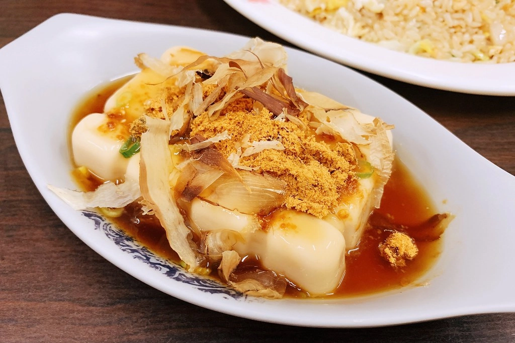 嘉義東區｜小倉日式料理．隱身文化夜市巷弄裡的美食，台式日本料理道道好好味 @飛天璇的口袋