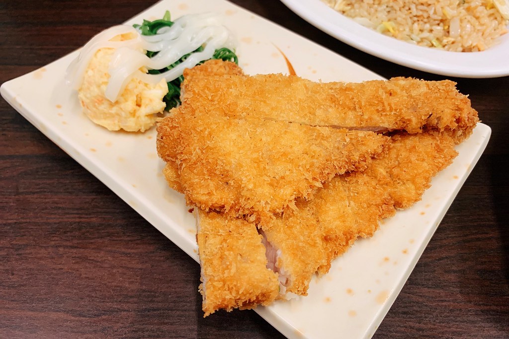 嘉義東區｜小倉日式料理．隱身文化夜市巷弄裡的美食，台式日本料理道道好好味 @飛天璇的口袋