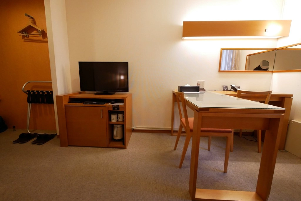 日本東京｜光芒飯店 上野公園 Candeo Hotels｜JR山手線鶯谷站步行三分鐘，使用高級的席夢思名床，和式洋式百匯早餐供應 @飛天璇的口袋