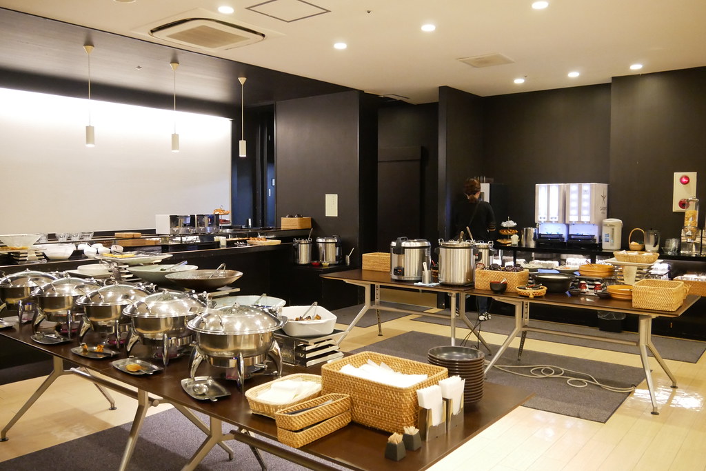 日本東京｜光芒飯店 上野公園 Candeo Hotels｜JR山手線鶯谷站步行三分鐘，使用高級的席夢思名床，和式洋式百匯早餐供應 @飛天璇的口袋