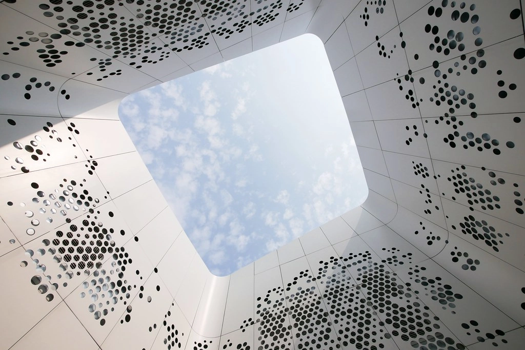 高雄鳳山｜衛武營國家藝術文化中心，全球最大單一屋頂劇院，超時尚又充滿自然風情的建築 @飛天璇的口袋