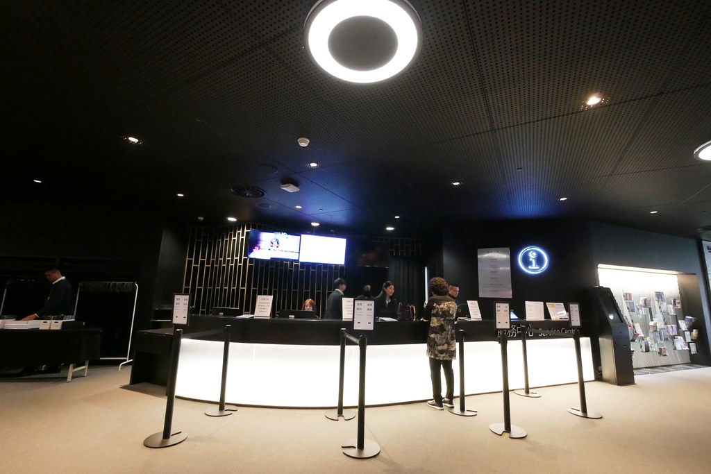 高雄鳳山｜衛武營國家藝術文化中心，全球最大單一屋頂劇院，超時尚又充滿自然風情的建築 @飛天璇的口袋