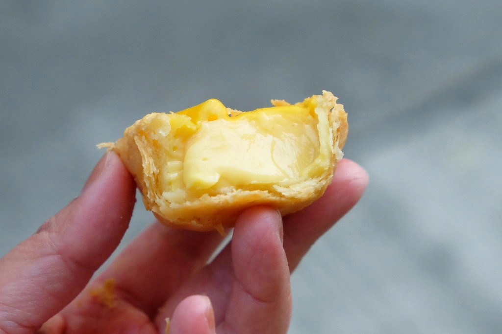 澳門半島｜滄洲咖啡小食．澳門人最推薦的美式蛋撻第一名，大三巴附近小吃美食推薦 @飛天璇的口袋