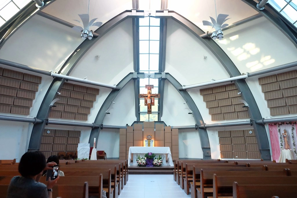 靜宜大學新地標！！主顧聖母堂：花費9仟萬打造的教堂，台中IG熱門打卡新景點 @飛天璇的口袋