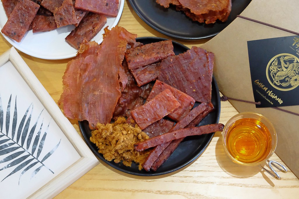 千翔肉乾｜上班族團購指名率第一，榮獲台北十大伴手禮，過年限量禮盒開賣了 @飛天璇的口袋