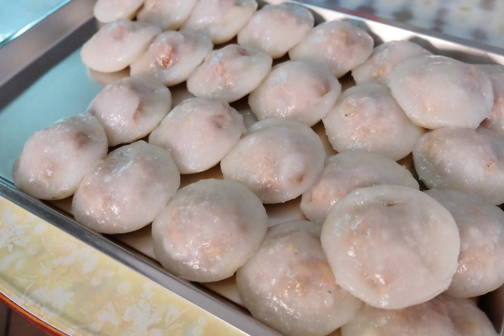 南投埔里｜阿開肉圓．Google評價4.2顆星，在地50年的銅板美食，埔里小吃美食推薦 @飛天璇的口袋