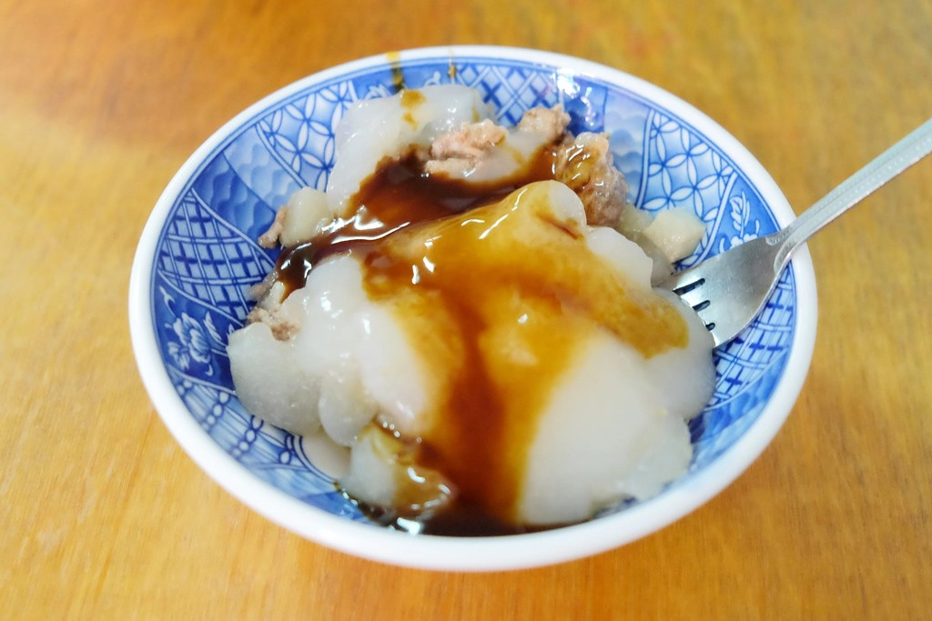 南投埔里｜阿開肉圓．Google評價4.2顆星，在地50年的銅板美食，埔里小吃美食推薦 @飛天璇的口袋