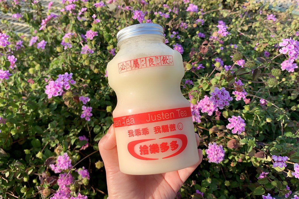 台中珍奶節第一名~拾覺輕飲：台中獨特飲品店，多多登大人新上市，每日限量100瓶！ @飛天璇的口袋