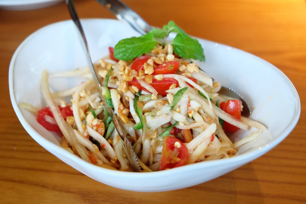 月月Thai BBQ泰式燒烤｜瓦城最新品牌，不一樣的泰式料理，泰式Lounge bar氛圍 @飛天璇的口袋