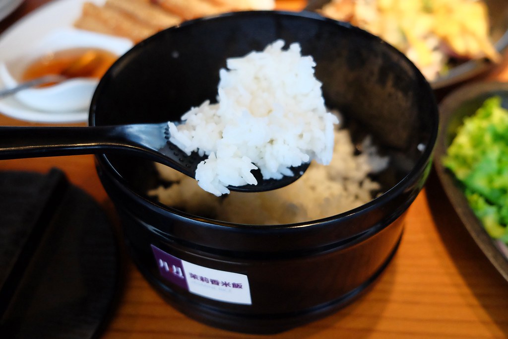 月月Thai BBQ泰式燒烤｜瓦城最新品牌，不一樣的泰式料理，泰式Lounge bar氛圍 @飛天璇的口袋